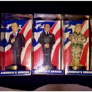 VINTAGE 1991 Time "AMERICA'S HEROES OPERATION WE CARE FIGURE SET" - VG/NM - RARE